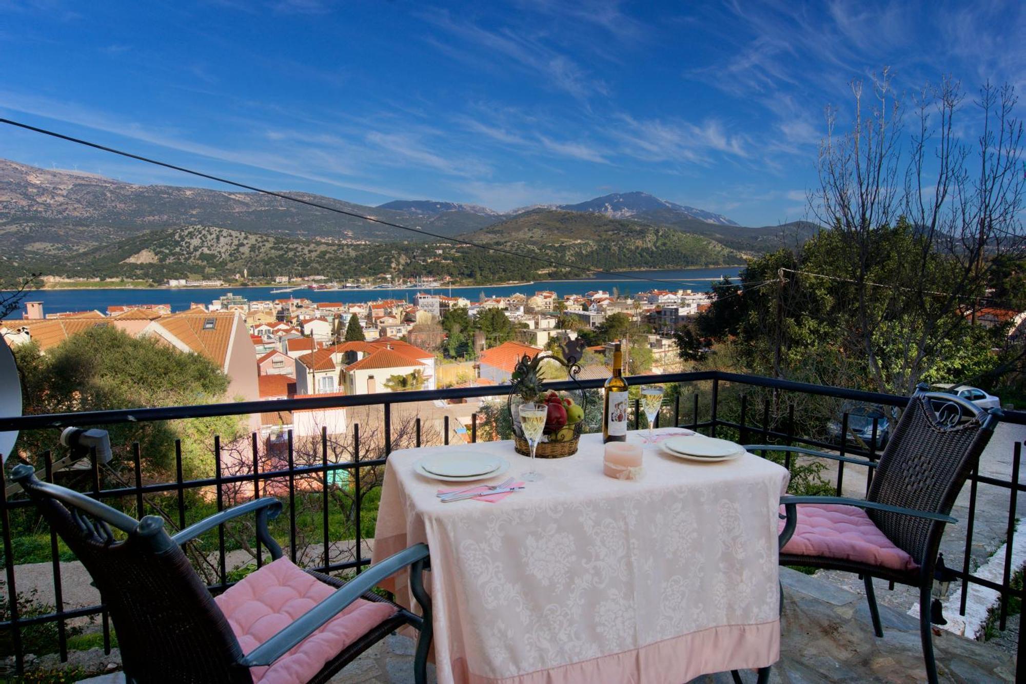 Erato Apartment In Argostoli エクステリア 写真
