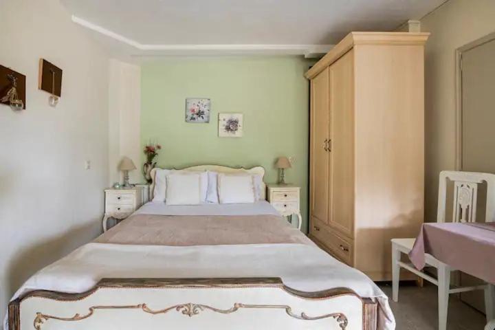 Erato Apartment In Argostoli エクステリア 写真